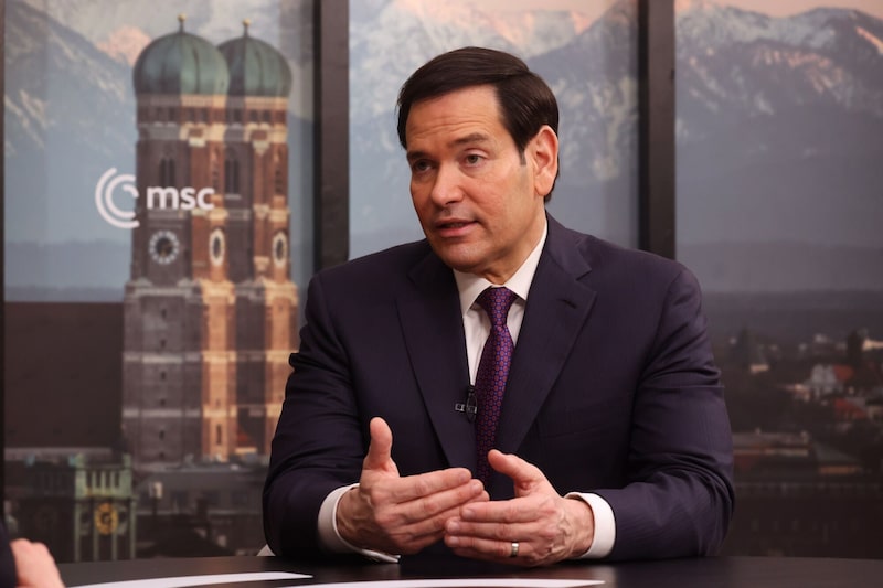 Marco Rubio durante una entrevista con Bloomberg Television en la Conferencia de Seguridad de Múnich, el 14 de febrero. Marco Rubio durante una entrevista con Bloomberg Television en la Conferencia de Seguridad de Múnich, el 14 de febrero.