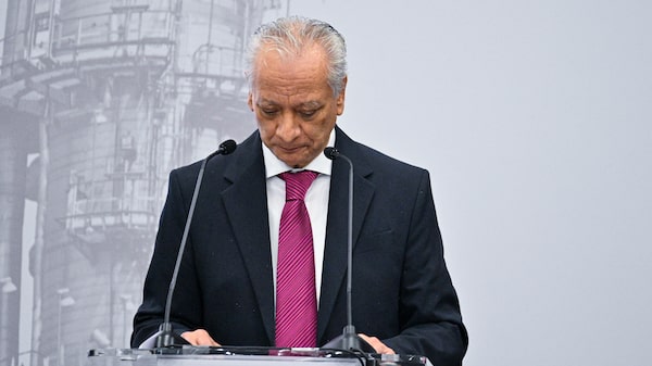 México detiene al exdirector de Pemex, Víctor Rodríguez Padilla, tras denuncia por violencia familiar México detiene al exdirector de Pemex, Víctor Rodríguez Padilla, tras denuncia por violencia familiar