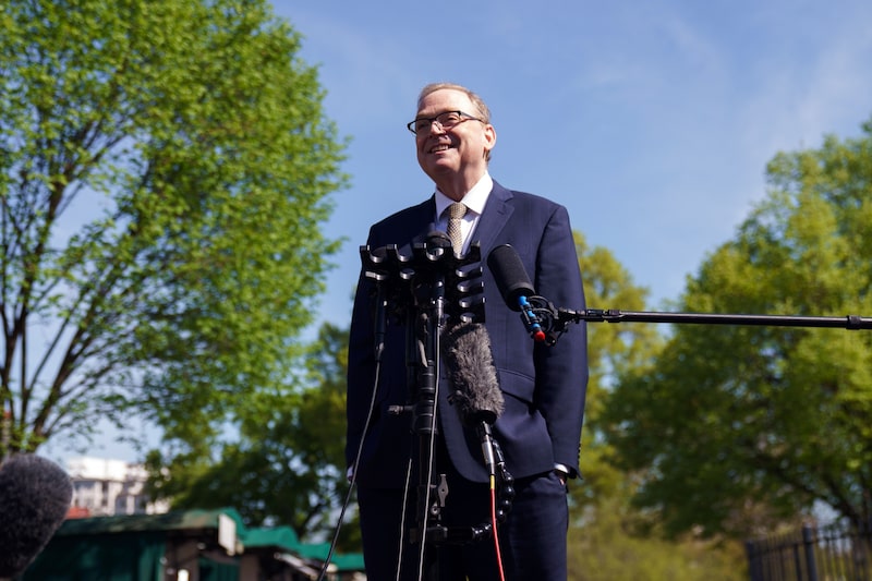 Director del Consejo Económico Nacional, Kevin Hassett. Fotógrafo: Will Oliver/EPA/Bloomberg. Director del Consejo Económico Nacional, Kevin Hassett. Fotógrafo: Will Oliver/EPA/Bloomberg.