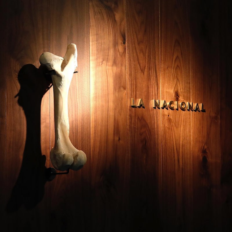 La Nacional. La Nacional.