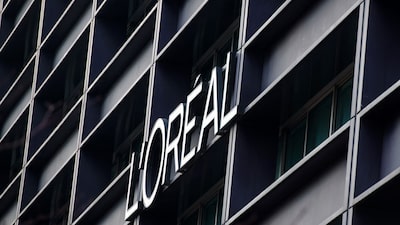 L’Oréal aumenta su apuesta en rellenos faciales al duplicar la participación en Galderma L’Oréal aumenta su apuesta en rellenos faciales al duplicar la participación en Galderma