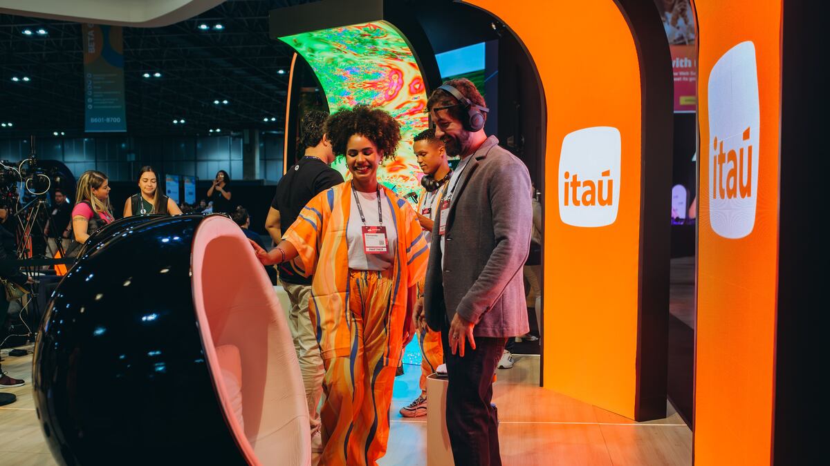 Itaú tem buscado incorporar cada vez mais novas tecnologias na interface com o cliente e dentro da organização (Foto: Any Duarte/Web Summit/Divulgação)