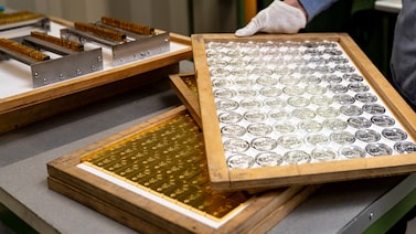 El oro y la plata se desploman: qué hay detrás del giro que sacude a los mercados de metales El oro y la plata se desploman: qué hay detrás del giro que sacude a los mercados de metales