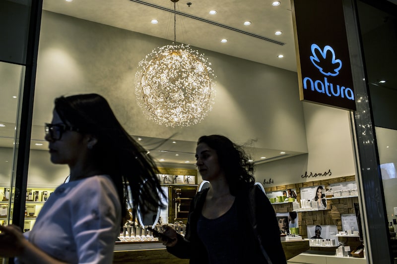 Natura vende Avon International y se dispara en bolsa Natura vende Avon International y se dispara en bolsa