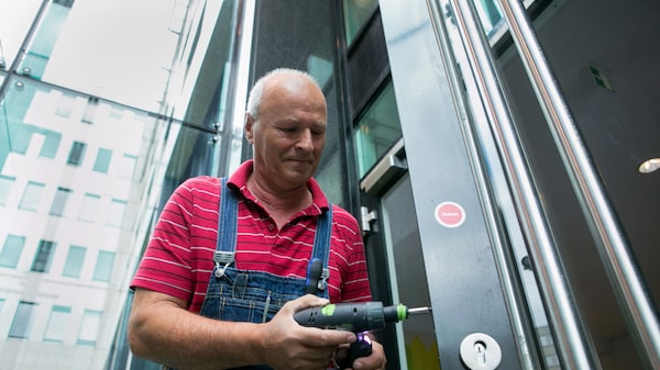 Muchos estadounidenses mayores no han ahorrado nada para su jubilación Muchos estadounidenses mayores no han ahorrado nada para su jubilación