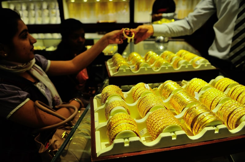 Joy Alukkas, fundador da rede Joyalukkas, diz que tensões geopolíticas e incertezas econômicas devem sustentar os preços do metal nos próximos anos Joy Alukkas, fundador da rede Joyalukkas, diz que tensões geopolíticas e incertezas econômicas devem sustentar os preços do metal nos próximos anos