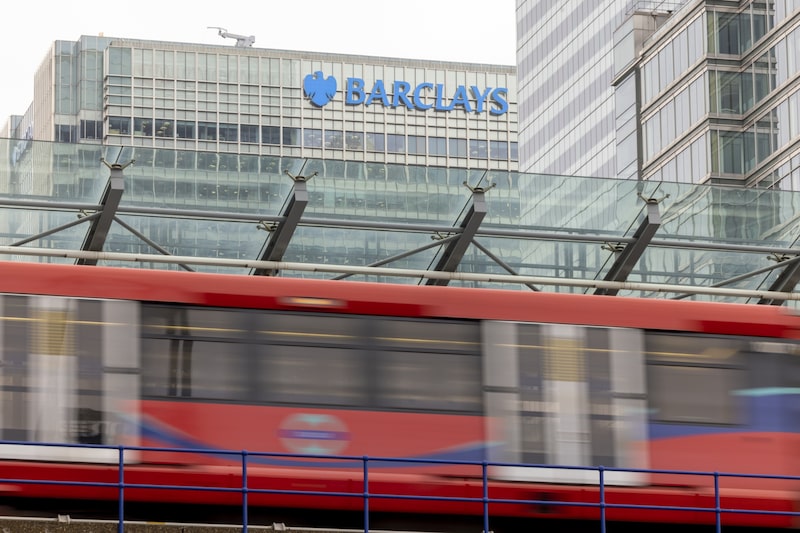 Logo de Barclays. Logo de Barclays.
