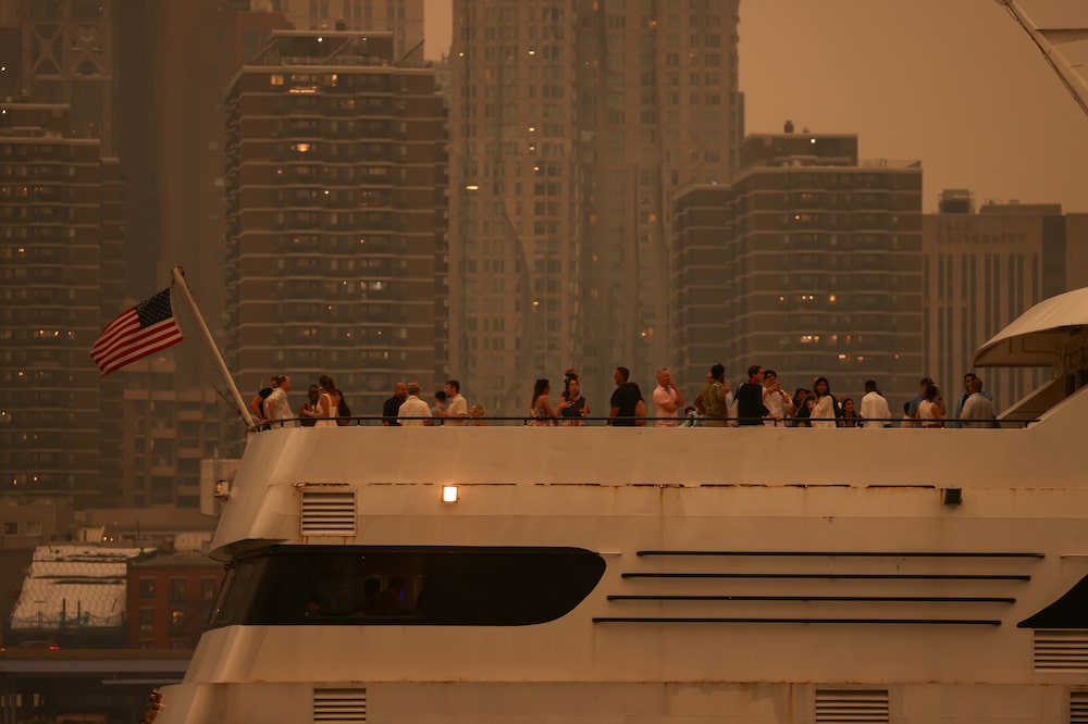 Unhealthy Air Quality Envelops NYC As Heat Tests US Grids. Unhealthy Air Quality Envelops NYC As Heat Tests US Grids.
