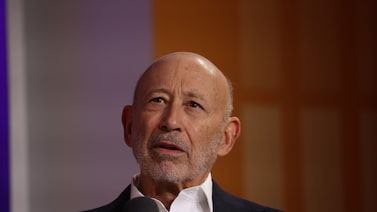 Acúmulo de ativos privados eleva risco de correção generalizada, diz ex-CEO do Goldman Acúmulo de ativos privados eleva risco de correção generalizada, diz ex-CEO do Goldman