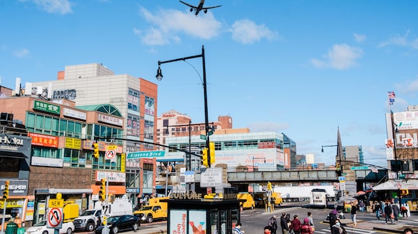 El PIB de EE. UU. creció un 4,3% en el tercer trimestre, el más rápido en dos años El PIB de EE. UU. creció un 4,3% en el tercer trimestre, el más rápido en dos años