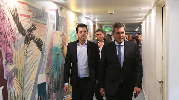 Empate entre Unión por la Patria y Juntos por el Cambio: qué dice la última encuesta Empate entre Unión por la Patria y Juntos por el Cambio: qué dice la última encuesta