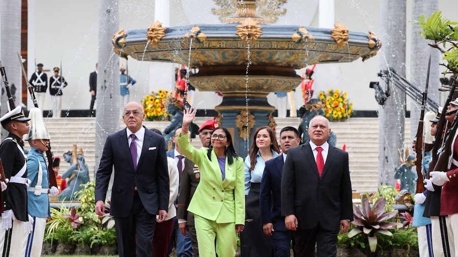 Venezuela se acerca más a EE.UU. con la llegada de misión diplomática a Washington Venezuela se acerca más a EE.UU. con la llegada de misión diplomática a Washington