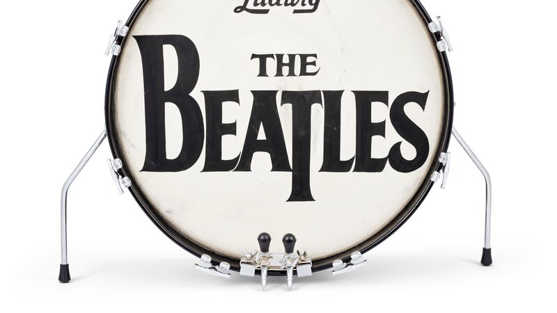 De la batería de The Beatles a una carta de Steve Jobs: subasta pop podría alcanzar US$30 millones De la batería de The Beatles a una carta de Steve Jobs: subasta pop podría alcanzar US$30 millones