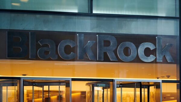 Diretora de mercados de capitais da BlackRock nos EUA deixa o cargo, dizem fontes Diretora de mercados de capitais da BlackRock nos EUA deixa o cargo, dizem fontes