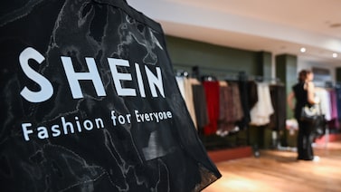 Acciones de Shein se desploman 10% tras su debut bursátil en Hong Kong Acciones de Shein se desploman 10% tras su debut bursátil en Hong Kong