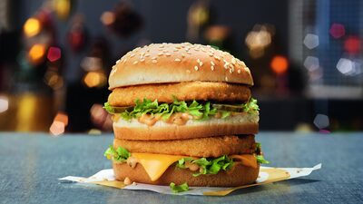Big Mac de frango? Na Europa, nome não pertence ao McDonald’s, decide tribunal Big Mac de frango? Na Europa, nome não pertence ao McDonald’s, decide tribunal