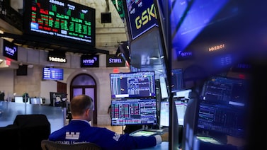 Operadores de bonos en vilo ante el aumento de riesgos de que la Fed suba las tasas esta semana Operadores de bonos en vilo ante el aumento de riesgos de que la Fed suba las tasas esta semana
