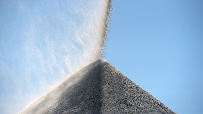 Regulador de Ontario acusa a ejecutivos de Emerita de desviar proyecto de litio en Brasil Regulador de Ontario acusa a ejecutivos de Emerita de desviar proyecto de litio en Brasil