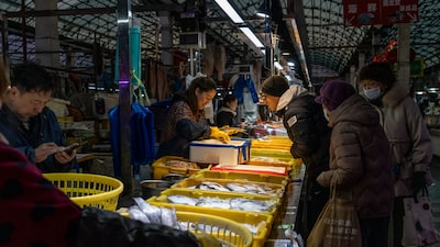 PMI de servicios de China cae a su nivel más bajo en casi dos años PMI de servicios de China cae a su nivel más bajo en casi dos años