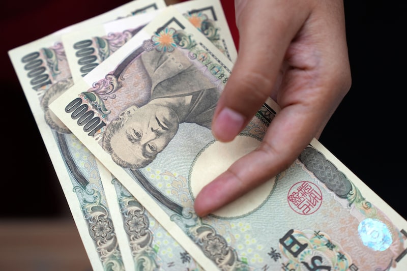Indonesian Rupiah Banknotes As Yield Reach 10-Month High Indonesian Rupiah Banknotes As Yield Reach 10-Month High