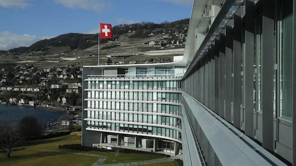 Nestlé se retira de fármaco contra alergia a cacahuetes por su decepcionante acogida Nestlé se retira de fármaco contra alergia a cacahuetes por su decepcionante acogida