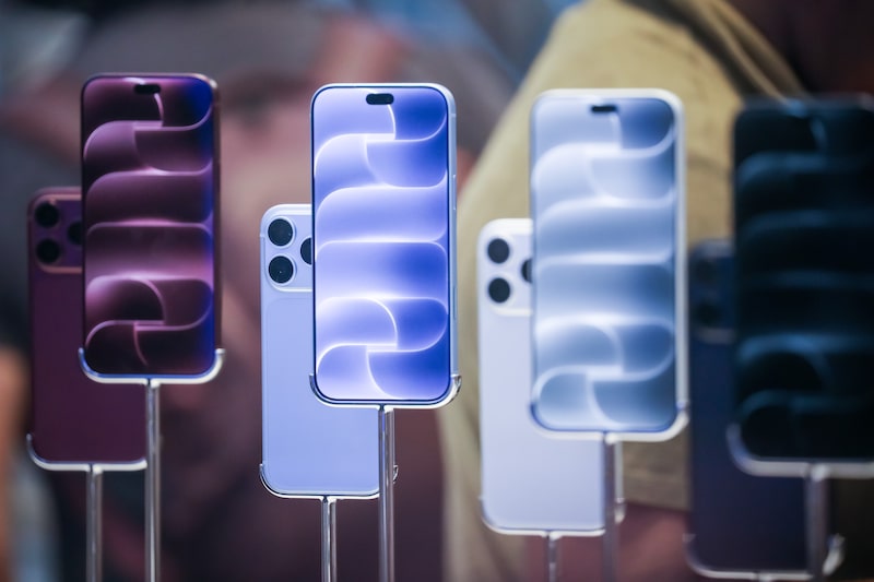 New Apple iPhone 18 Pro Line Goes On Sale In New York New Apple iPhone 18 Pro Line Goes On Sale In New York