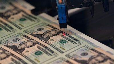 Ibovespa sobe após sinais de desaceleração da economia e dólar cai a R$ 5,39 Ibovespa sobe após sinais de desaceleração da economia e dólar cai a R$ 5,39