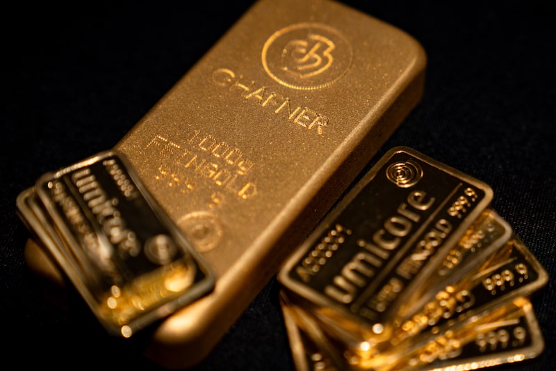 Gold Tops $5,500 as Record Rally Gains Pace Gold Tops $5,500 as Record Rally Gains Pace