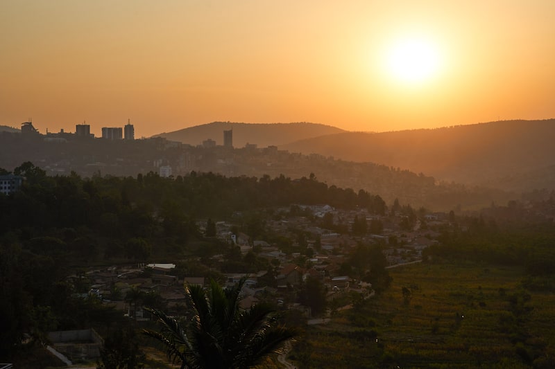 Puesta de sol en Ruanda Puesta de sol en Ruanda