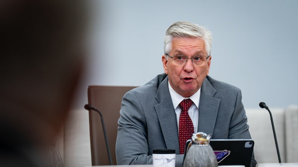 Waller, de la Fed, se inclina por mantener las tasas si la inflación mejora Waller, de la Fed, se inclina por mantener las tasas si la inflación mejora