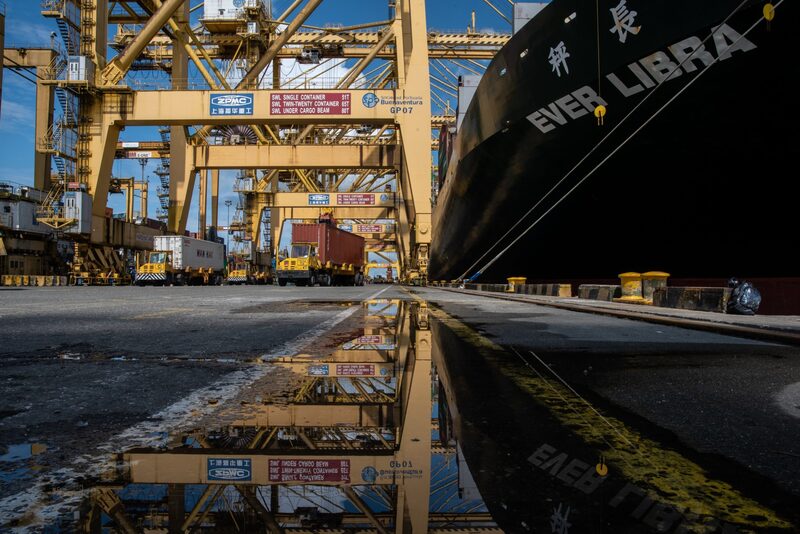 Grúas en el Puerto de Buenaventura en Buenaventura, Colombia, el lunes 5 de septiembre de 2022. Grúas en el Puerto de Buenaventura en Buenaventura, Colombia, el lunes 5 de septiembre de 2022.