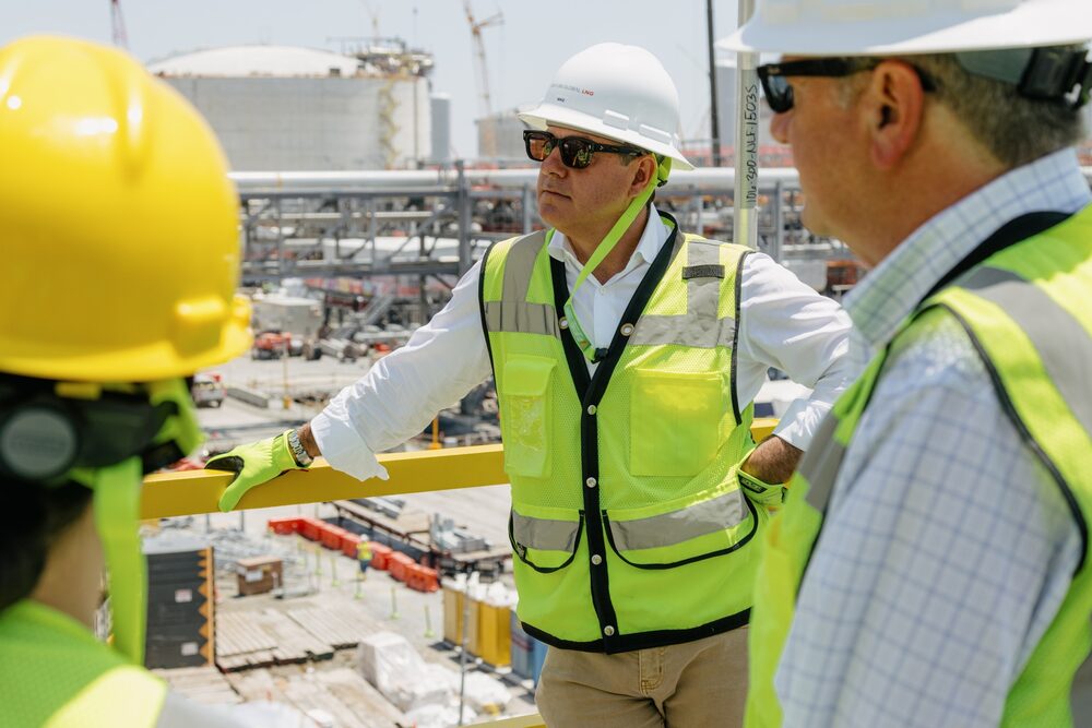 Los fundadores de Venture Global pasan por alto el segundo emplazamiento de la empresa, Plaquemines. La CP2, sin embargo, se ha visto atrapada en el retraso de los permisos.
Los fundadores de Venture Global pasan por alto el segundo emplazamiento de la empresa, Plaquemines. La CP2, sin embargo, se ha visto atrapada en el retraso de los permisos.