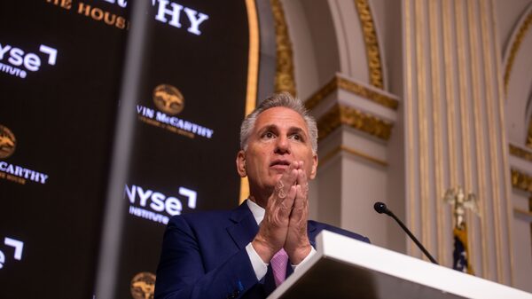Kevin McCarthy es destituido como presidente de la Cámara de Representantes de EE.UU. Kevin McCarthy es destituido como presidente de la Cámara de Representantes de EE.UU.