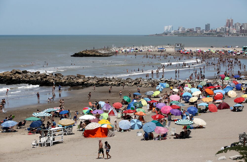 La ciudad cuenta con amplia oferta de precios y actividades. La ciudad cuenta con amplia oferta de precios y actividades.