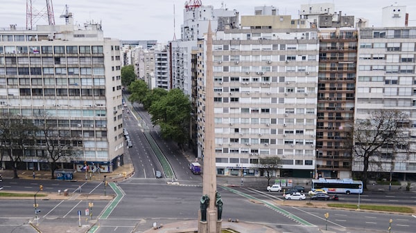 ¿Por qué es tan caro comprar un predio y vivir en Montevideo? Empresarios inmobiliarios explican ¿Por qué es tan caro comprar un predio y vivir en Montevideo? Empresarios inmobiliarios explican