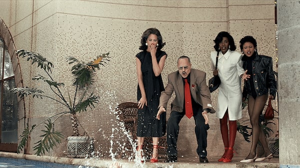 Zara lanza una ‘telenovela’ para revelar una nueva colección con Willy Chavarría: esta es la fecha de lanzamiento Zara lanza una ‘telenovela’ para revelar una nueva colección con Willy Chavarría: esta es la fecha de lanzamiento