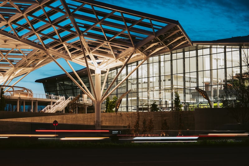 El yen apenas varió a primera hora del jueves tras caer frente al dólar hasta el nivel más bajo desde finales de abril. El yen apenas varió a primera hora del jueves tras caer frente al dólar hasta el nivel más bajo desde finales de abril.