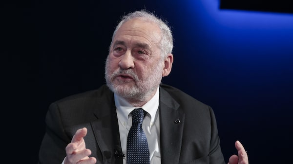 Joseph Stiglitz: Argentina pudo “ponerse de pie y enfrentar la extorsión de Pfizer” Joseph Stiglitz: Argentina pudo “ponerse de pie y enfrentar la extorsión de Pfizer”