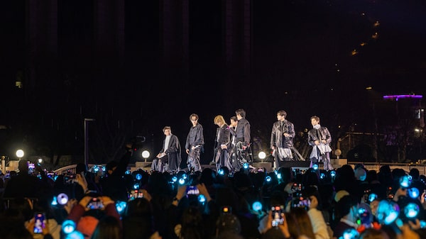 Gobierno de México dice que hubo solo una queja por reventa de boletos para BTS Gobierno de México dice que hubo solo una queja por reventa de boletos para BTS