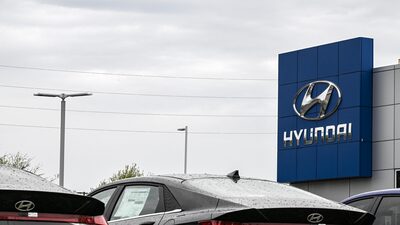 Hyundai eleva previsão de receita para o ano, mas corta meta de lucro ante tarifas Hyundai eleva previsão de receita para o ano, mas corta meta de lucro ante tarifas