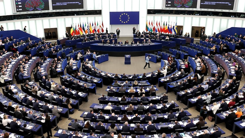 Acordo Mercosul-UE enfrenta novo atraso com revisão judicial por tribunal europeu Acordo Mercosul-UE enfrenta novo atraso com revisão judicial por tribunal europeu