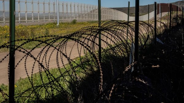 EE.UU. debe enfrentar demanda por separación de niños migrantes en era Trump EE.UU. debe enfrentar demanda por separación de niños migrantes en era Trump