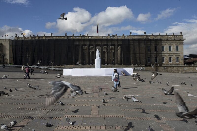 Colombia recompra bonos globales en medio de temores por déficit. Colombia recompra bonos globales en medio de temores por déficit.