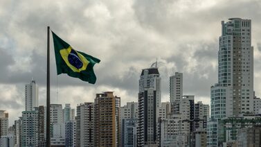 El boom del carry en Brasil sigue: por qué los inversores aún ven margen en 2026 El boom del carry en Brasil sigue: por qué los inversores aún ven margen en 2026