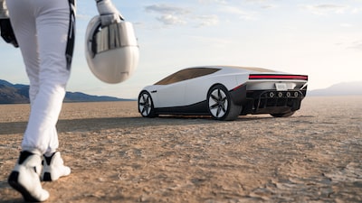 Ni el CEO de Ferrari encontró críticas para el nuevo Tesla Roadster de Elon Musk Ni el CEO de Ferrari encontró críticas para el nuevo Tesla Roadster de Elon Musk