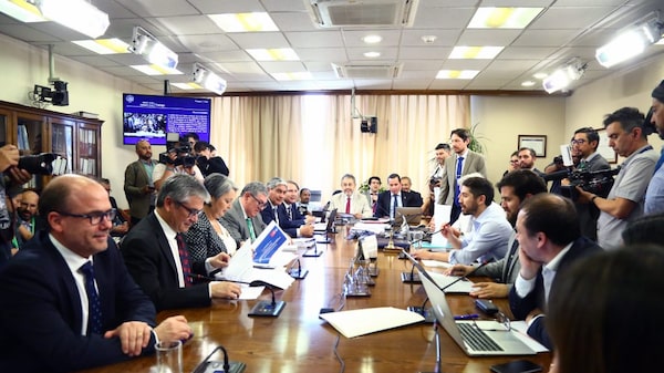 Reforma al sistema de pensiones de Chile supera primer obstáculo Reforma al sistema de pensiones de Chile supera primer obstáculo