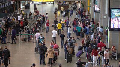 Grupo à frente do aeroporto de Guarulhos está perto de acordo com credores Grupo à frente do aeroporto de Guarulhos está perto de acordo com credores