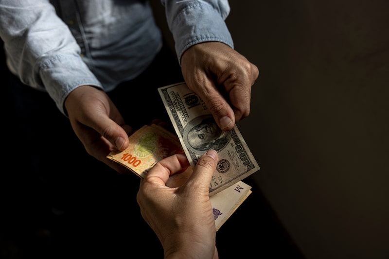 dolar dolar