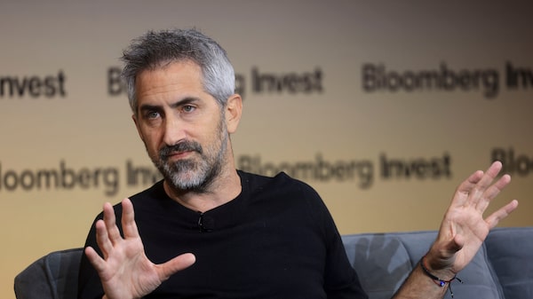 Maior hedge fund do mundo, Bridgewater sofre corte de valuation e saída de acionistas Maior hedge fund do mundo, Bridgewater sofre corte de valuation e saída de acionistas