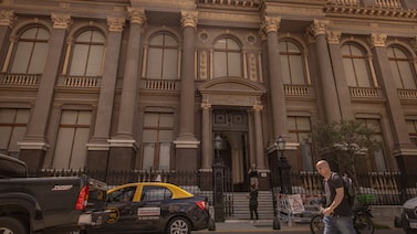 Las tasas de interés caen en picada en Argentina, situándose por debajo de la inflación Las tasas de interés caen en picada en Argentina, situándose por debajo de la inflación